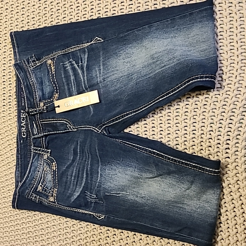 NWT Grace in LA women's sized 27 boot cut Jean